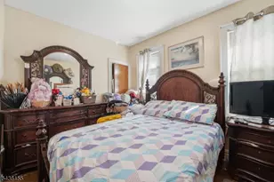 23 Orchard St, Elizabeth, NJ 07208 - Photo 16