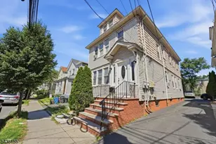 23 Orchard St, Elizabeth, NJ 07208 - Photo 2