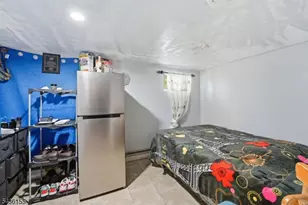 23 Orchard St, Elizabeth, NJ 07208 - Photo 28
