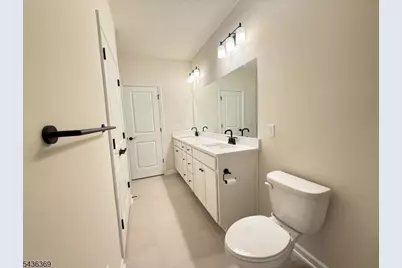 614 Sadie Cir #614, New Brunswick, NJ 08901 - Photo 16
