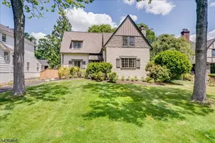 30 Glenwood Dr, Millburn, NJ 07078 - Photo 1