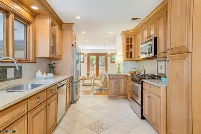 30 Glenwood Dr, Millburn, NJ 07078 - Photo 20