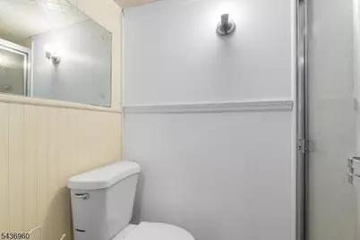 16 Summit Rd, Clifton, NJ 07012 - Photo 24