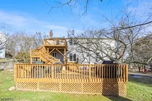 68 Colgate Ave, Paramus, NJ 07652 - Photo 4