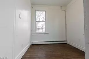 410 Chadwick Ave, Newark, NJ 07112 - Photo 16