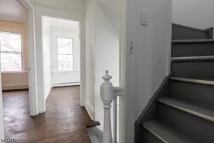 410 Chadwick Ave, Newark, NJ 07112 - Photo 24