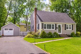 18 Columbia Ave, Berkeley Heights Township, NJ 07922 - Photo 1