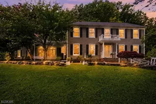 6 Fawn Ridge Rd, Clinton Township, NJ 08833 - Photo 2