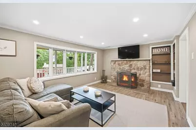 13 Highview Trail, Jefferson Township, NJ 07885 - Photo 4