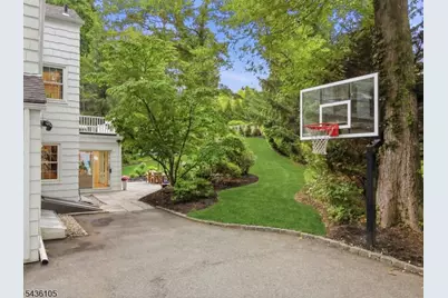 8 Cross Gates, Millburn, NJ 07078 - Photo 38