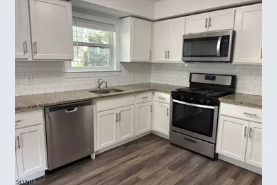 290 3rd St #A1, Hackensack, NJ 07601 - Photo 2