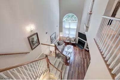 26 Depaolo Ct, Roseland, NJ 07068 - Photo 8