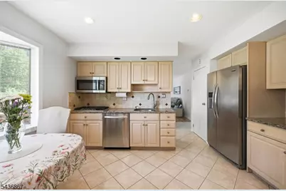 3 Trouville Dr, Parsippany, NJ 07054 - Photo 6