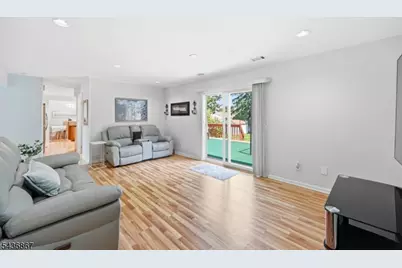 3 Trouville Dr, Parsippany, NJ 07054 - Photo 20