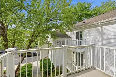 130 Smithfield Ct, Bernards Township, NJ 07920 - Photo 18