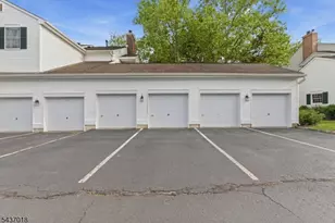 130 Smithfield Ct, Bernards Township, NJ 07920 - Photo 22