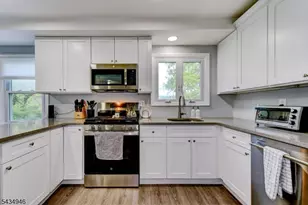 539 Lyme Rock Rd, Bridgewater, NJ 08807 - Photo 8