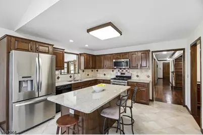 34 Knollcroft Rd, Bernards Township, NJ 07920 - Photo 12