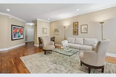 5211 Pointe Gate Dr, Livingston Twp., NJ 07039 - Photo 6