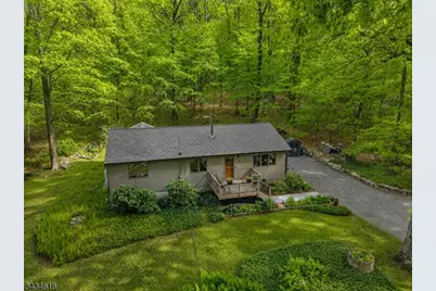 616 Woodglen Rd, Lebanon Township, NJ 08826 - Photo 4