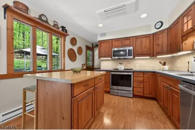 616 Woodglen Rd, Lebanon Township, NJ 08826 - Photo 8