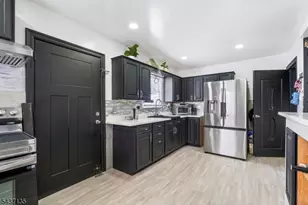 155 Ivy St, Newark, NJ 07106 - Photo 10