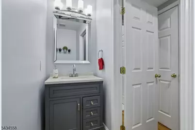 118 Donato Cir, Scotch Plains Township, NJ 07076 - Photo 22