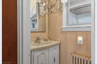 189 Tappan Ave, Belleville, NJ 07109 - Photo 18