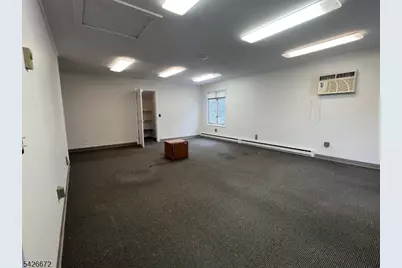 600 Avenue A, Lopatcong Township, NJ 08865 - Photo 6