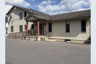600 Avenue A, Lopatcong Township, NJ 08865 - Photo 2