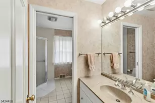 28 Evergreen Dr, Berkeley Heights Township, NJ 07922 - Photo 24