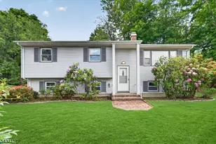401 Canistear Rd, Vernon, NJ 07460 - Photo 1