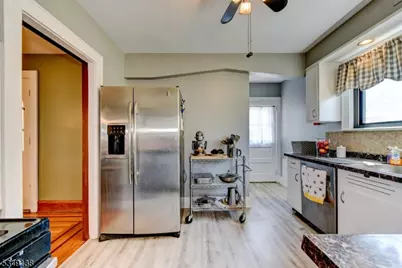21 Ivanhoe Ave, Somerville, NJ 08876 - Photo 24