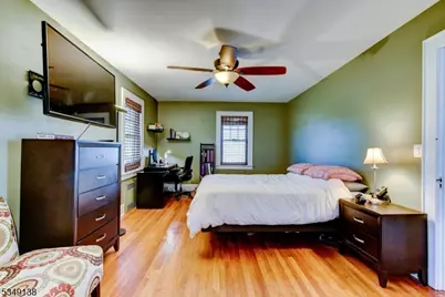 21 Ivanhoe Ave, Somerville, NJ 08876 - Photo 32