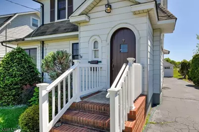 21 Ivanhoe Ave, Somerville, NJ 08876 - Photo 4