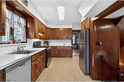 145 Elmwood Ave, Passaic, NJ 07055 - Photo 14