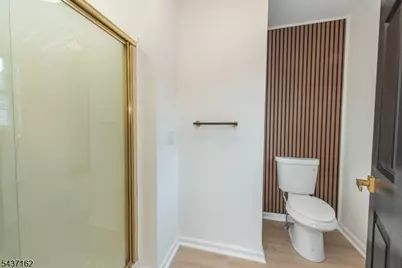 42B Roosevelt St, New Brunswick, NJ 08901 - Photo 20
