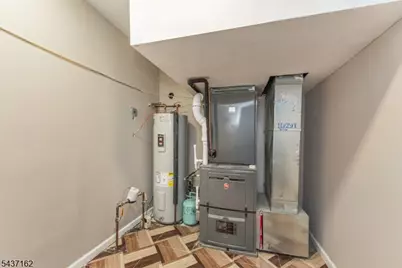 42B Roosevelt St, New Brunswick, NJ 08901 - Photo 24