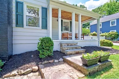 30 Hillcrest Avenue, Morristown, NJ 07960 - Photo 2