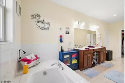 19 Green Valley Way, Harmony Township, NJ 08865 - Photo 24