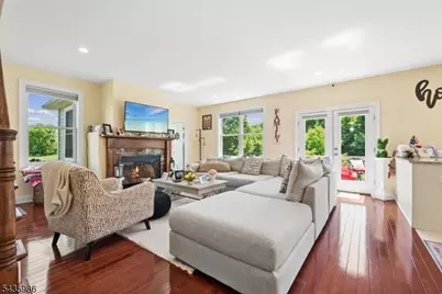 19 Green Valley Way, Harmony Township, NJ 08865 - Photo 4