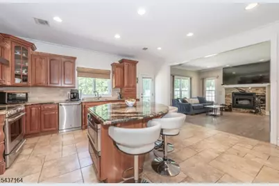 89 Clinton Ave, Mount Olive, NJ 07828 - Photo 4