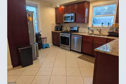 2518 Hawthorne Ave, Union Township, NJ 07083 - Photo 8