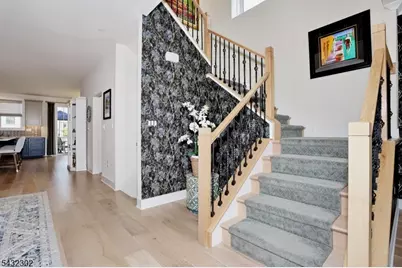 32 Melody Ln, Upper Saddle River, NJ 07458 - Photo 22