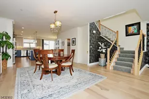 32 Melody Ln, Upper Saddle River, NJ 07458 - Photo 6
