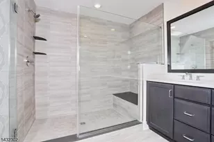 32 Melody Ln, Upper Saddle River, NJ 07458 - Photo 28