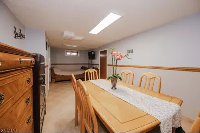 64 Orchard Dr, Clifton, NJ 07012 - Photo 12
