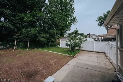 64 Orchard Dr, Clifton, NJ 07012 - Photo 4