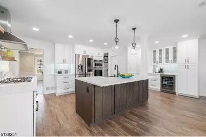 5 Sherwood Dr, Watchung, NJ 07069 - Photo 10