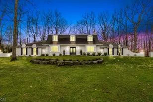 5 Sherwood Dr, Watchung, NJ 07069 - Photo 1